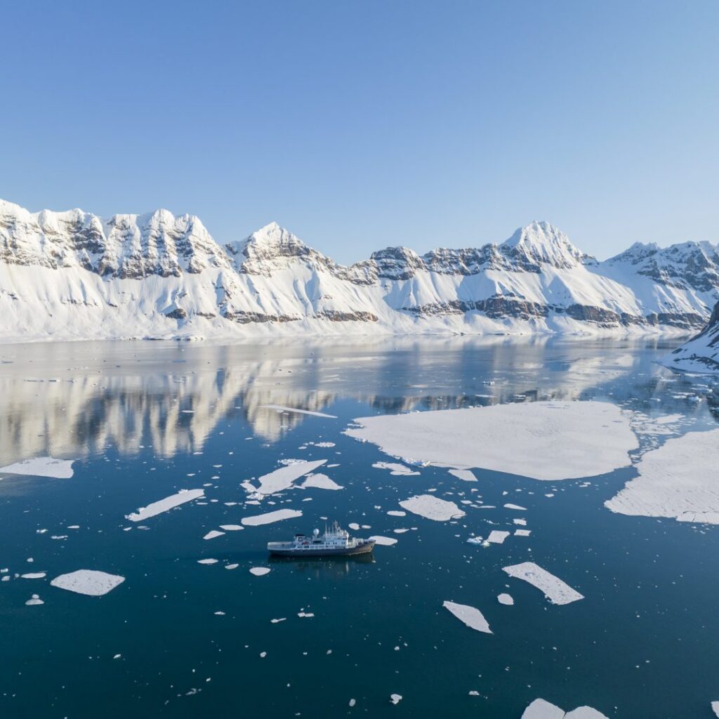 svalbard 2023 audun 6 r01a6dulxm0bdh7npu8xge0675rnjw4q5m6136wv8w